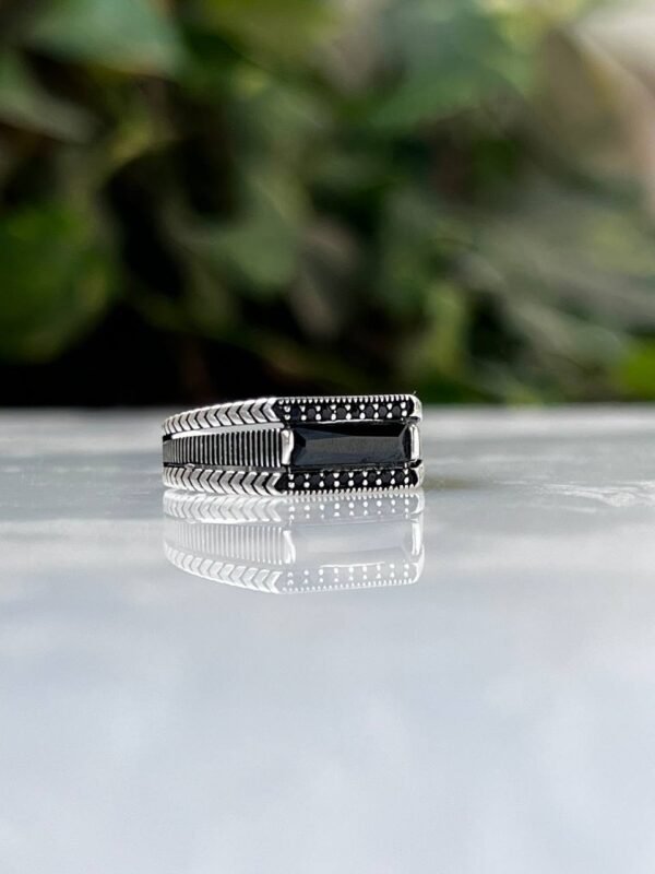 Zircon Stone Silver Ring