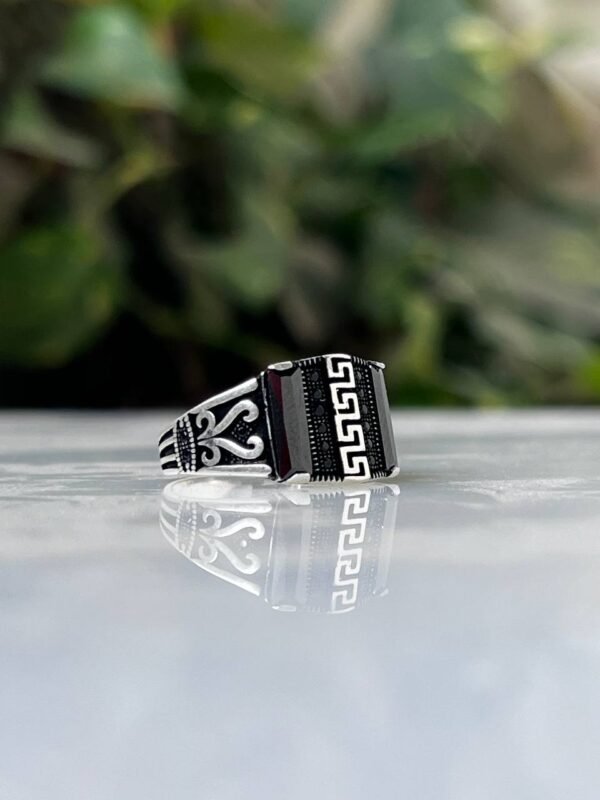 Zircon Stone Silver Ring