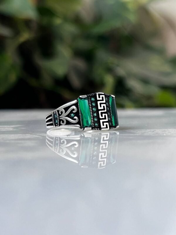 Zircon Stone Silver Ring