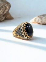 Crowned Crest Aqeeq Stone Silver Ring #194 - Image 2