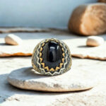 Crowned Crest Aqeeq Stone Silver Ring #194