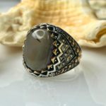 Crowned Crest Aqeeq Stone Silver Ring #190