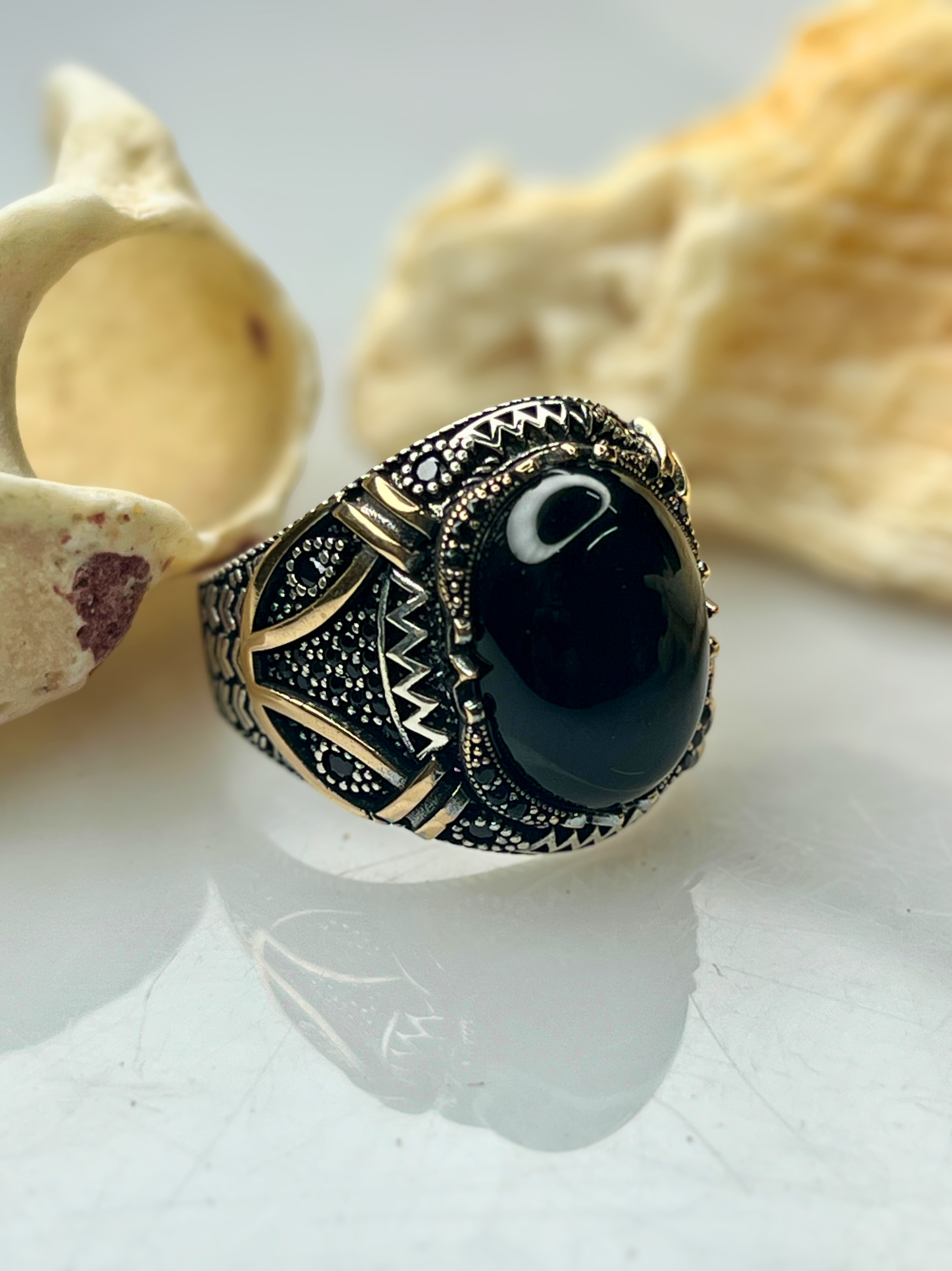33 Black Aqeeq Stone Silver Ring #184 - Image 1